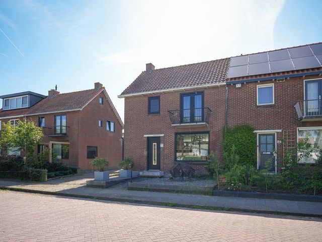 Molenweg 22, Zegveld