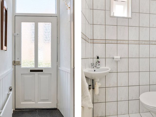 Hoofdstraat 30, Bovenkarspel