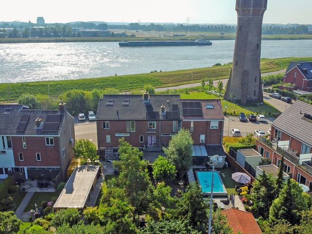Kilweg 15, 's-Gravendeel