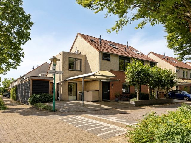 Hendrik Tollensplantsoen 24, Gorinchem