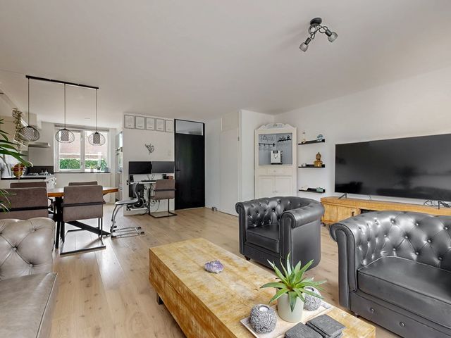 Asterstraat 28, Leerdam