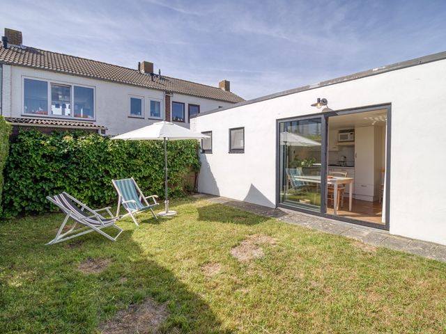 Egelantierlaan 1A, Cadzand