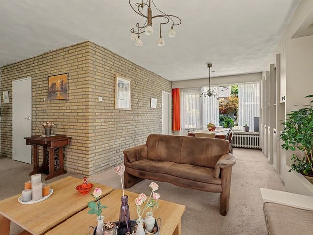 Iepenlaan 1, Udenhout