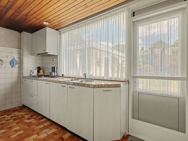 Iepenlaan 1, Udenhout