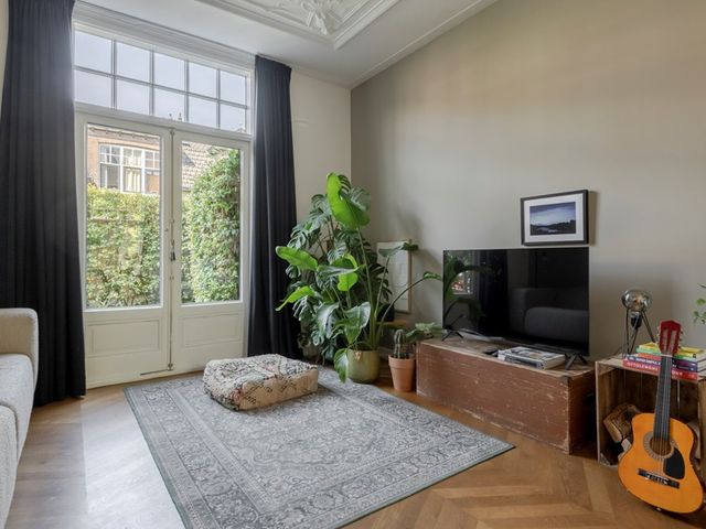 Badhuislaan 5, Bussum