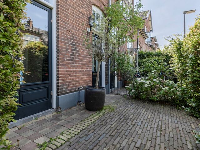 Badhuislaan 5, Bussum