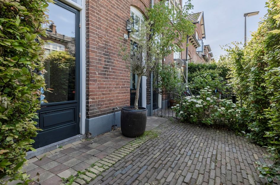 Badhuislaan 5