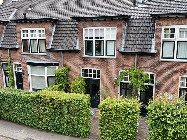 Badhuislaan 5, Bussum