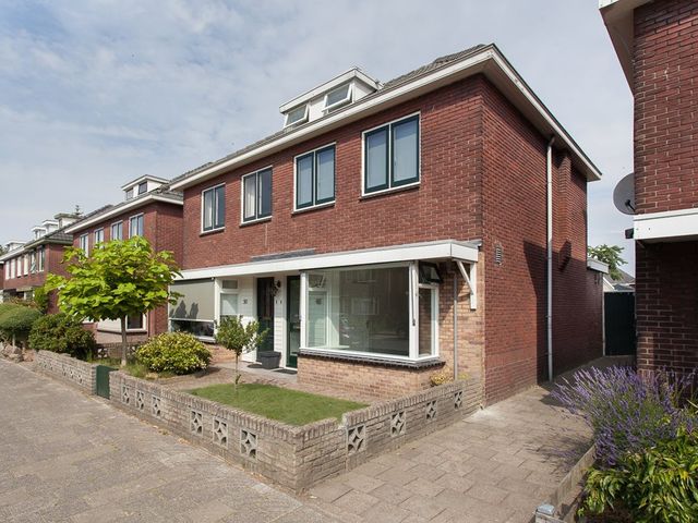 Elferinksweg 48, Enschede