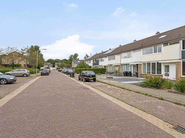 Straat Malakka 13, Veendam