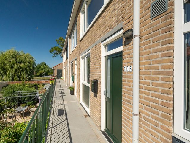 Petronella van Saxenstr 105, Rijnsburg