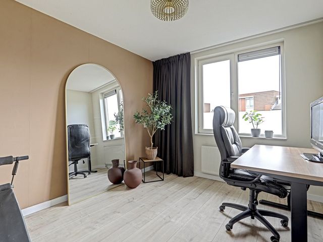 Hazelaarwede 19, Barendrecht