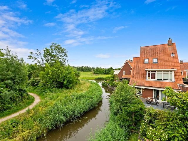 Boumare 120, Maasland