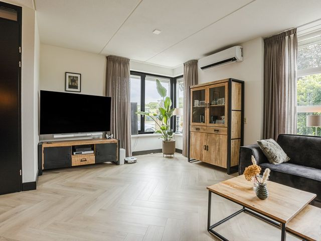 Prins Mauritsstraat 6, Oude Pekela