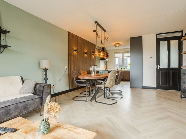 Prins Mauritsstraat 6, Oude Pekela