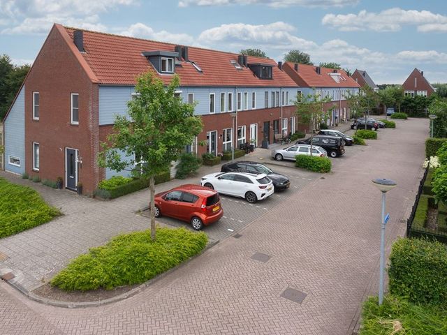 Meertouw 5, Graft