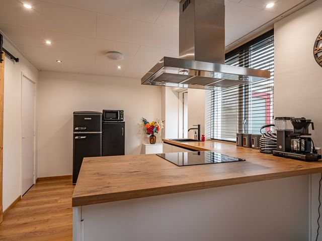Patrijzenstraat 11, Tollebeek