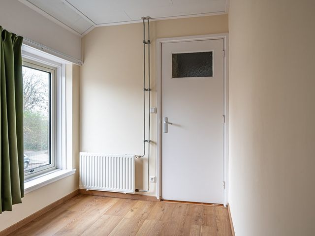 Patrijzenstraat 11, Tollebeek