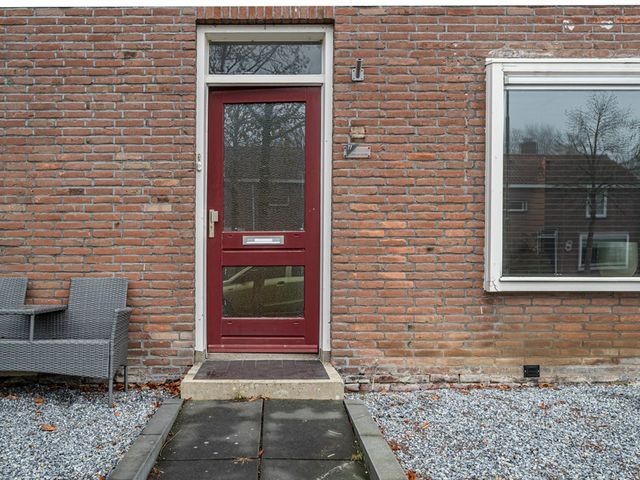 Patrijzenstraat 11, Tollebeek