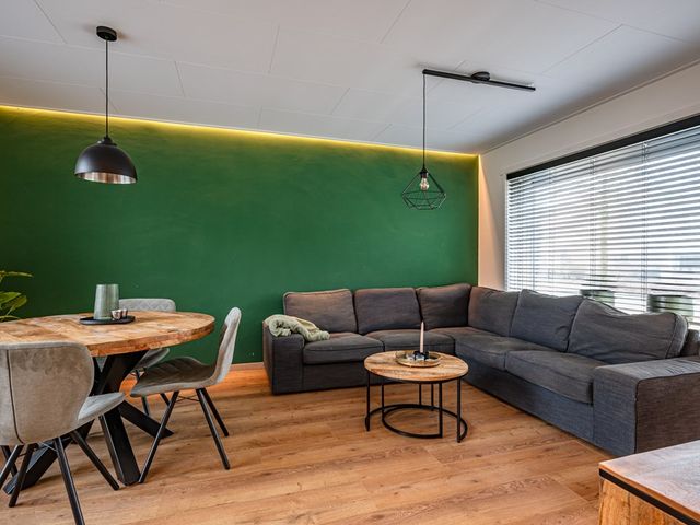 Patrijzenstraat 11, Tollebeek