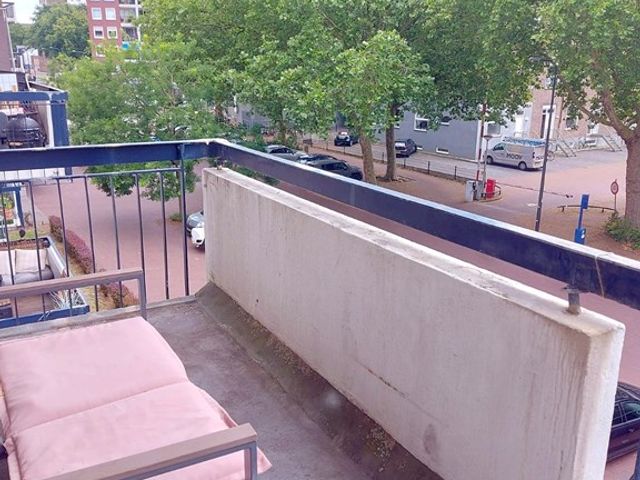 Burg Edo Bergsmalaan 64, Enschede