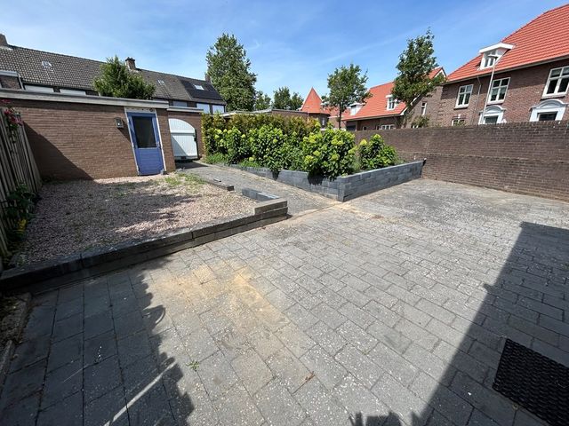Karel van den Oeverstr 2, Heerlen