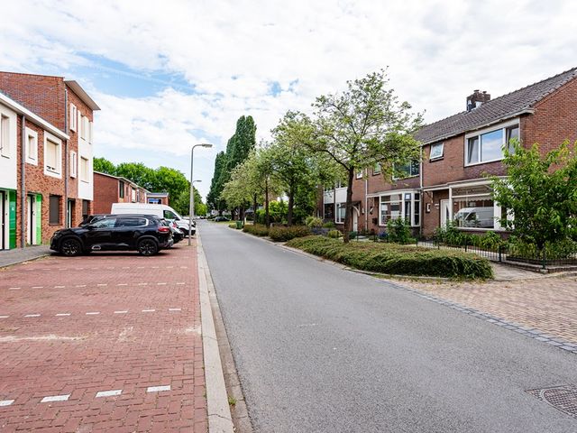 Saturnusstraat 16, Hengelo