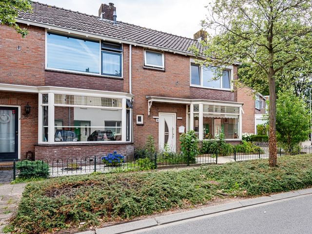Saturnusstraat 16, Hengelo