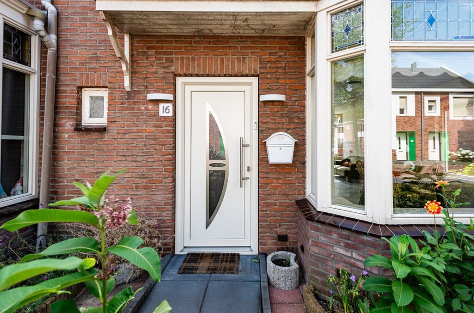 Saturnusstraat 16