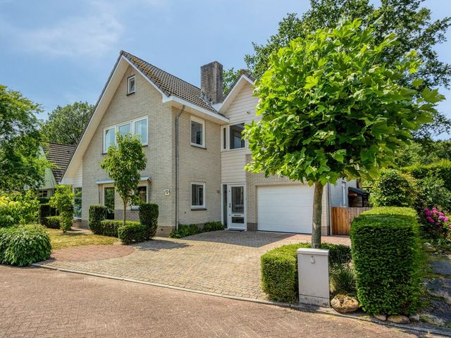 Betje Wolfflaan 16, Veenendaal