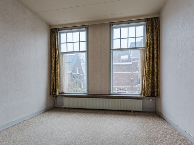Spoorsingel 2A, Delft