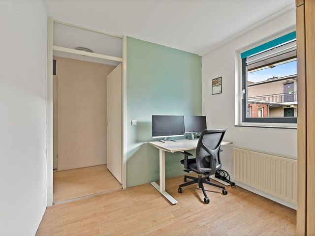 Fluitekruid 48, Den Hoorn