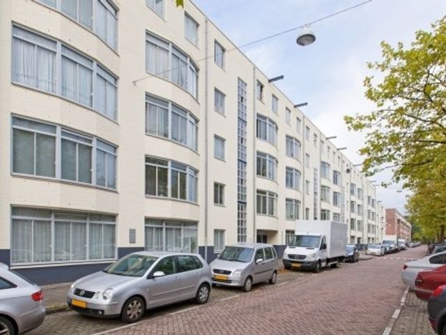 Daniël Defoelaan ONG, Amsterdam