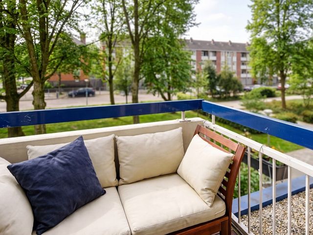 Van Nijenrodeweg 10, Amsterdam
