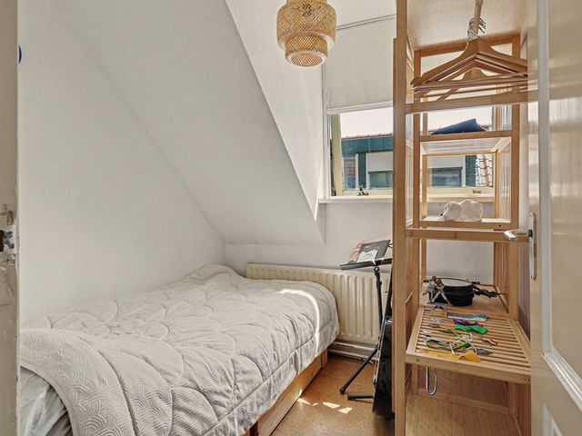 Julianastraat 10, Ooltgensplaat
