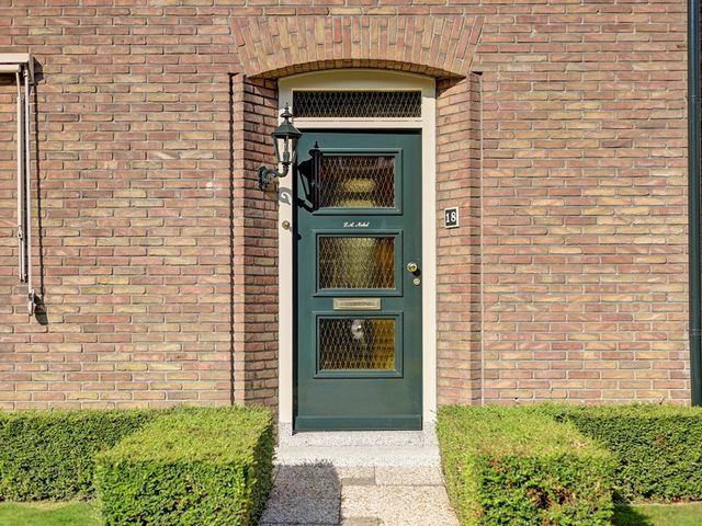 Wilhelminastraat 18, Nieuw-Beijerland