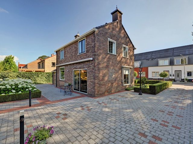 Wilhelminastraat 18, Nieuw-Beijerland