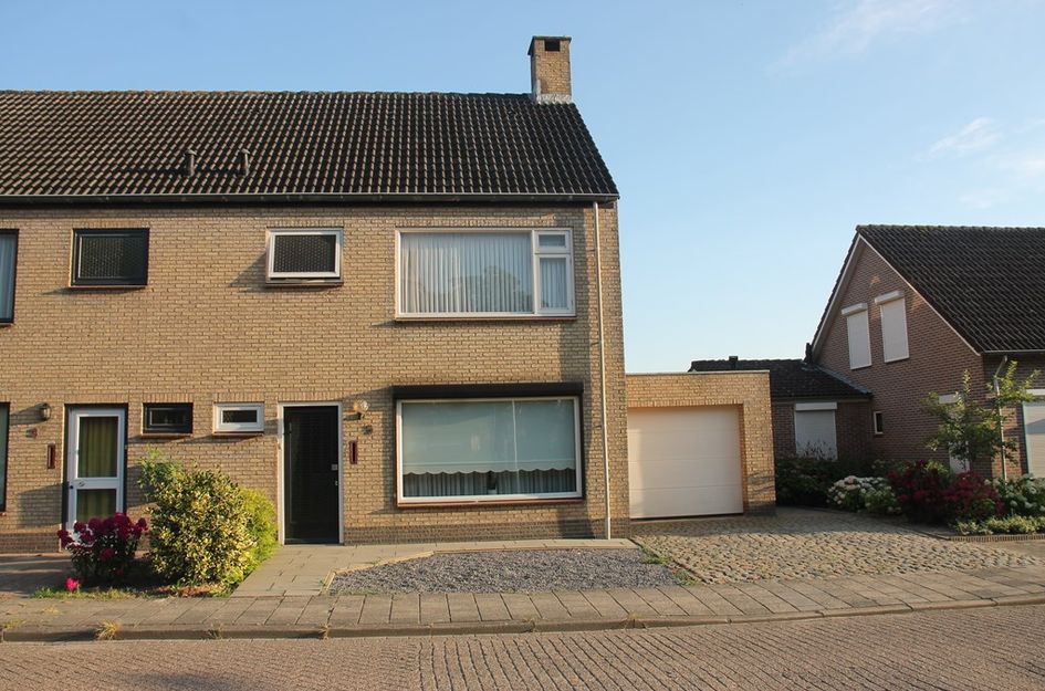 Esdoornstraat 5