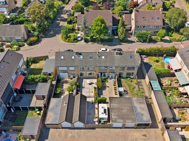 Hazelaarstraat 27, Puttershoek