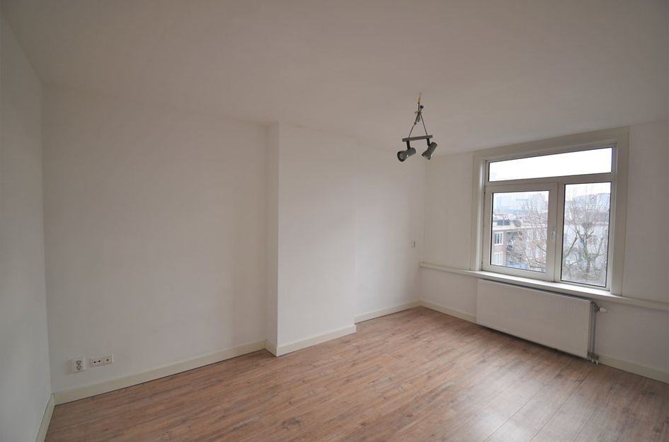 1e Middellandstraat 34B01