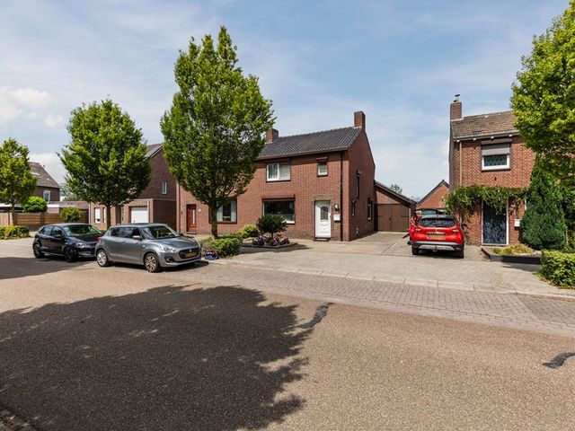 Prinses Beatrixstraat 32, Echt