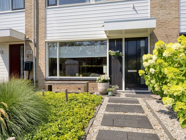 Kamgras 27, Veenendaal