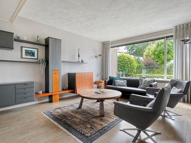 Plutolaan 42, Hardenberg