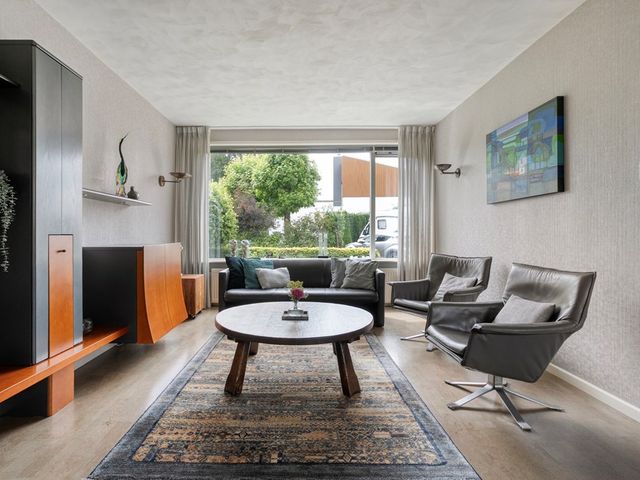 Plutolaan 42, Hardenberg