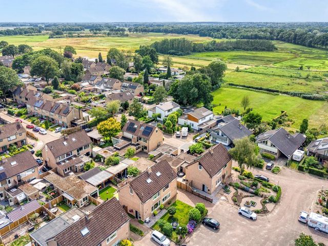 Plutolaan 42, Hardenberg