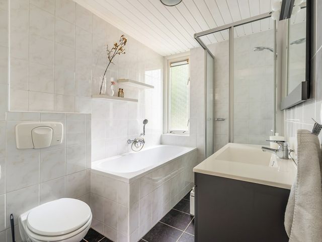 Dotterbloemlaan 11, Baarn