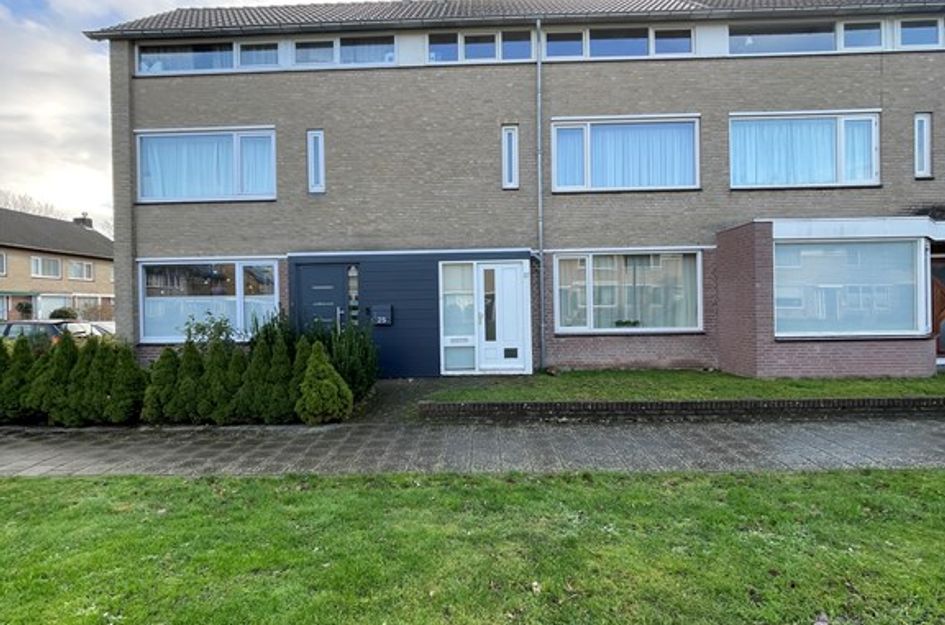 De Steenzager 27