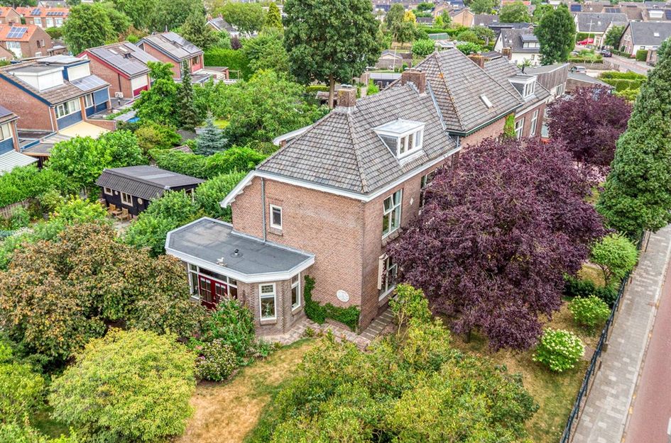 Heerbaan 76