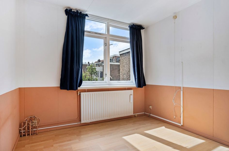 Makassarstraat 24