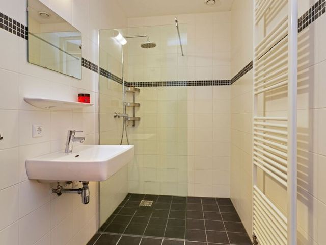 Vijfhagen , Breda